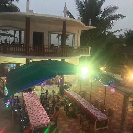 Sam & San Beach Resort Vengurla Kültér fotó